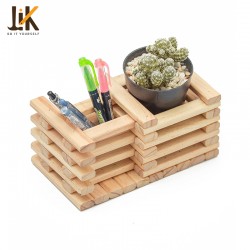 Pen Holder